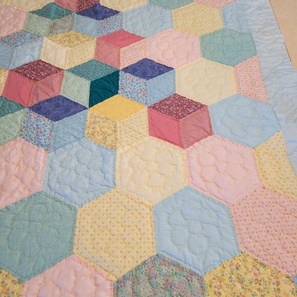 Handmade Hexagon Patchwork Quilt 51x39 Vintage Pastel 1990 Baby Lap Throw - Picture 8 of 16